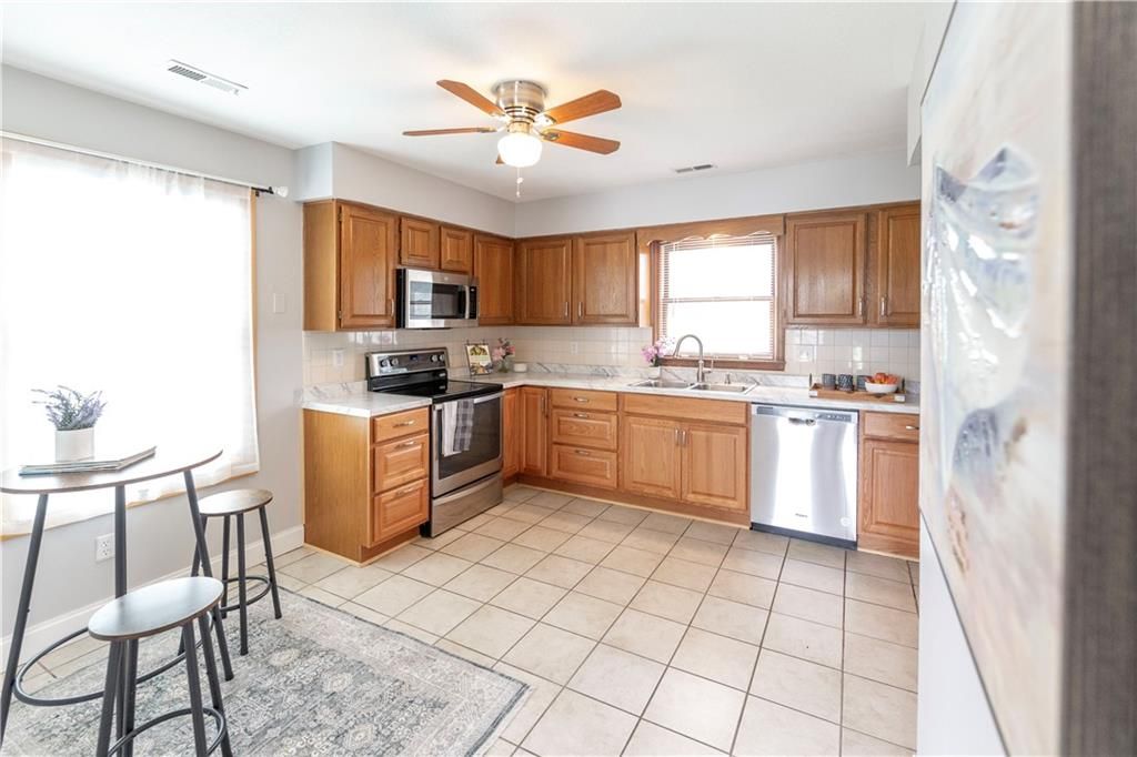 Photo of 1421 Ash Court, Eudora, KS 66025 (MLS # 2623380)