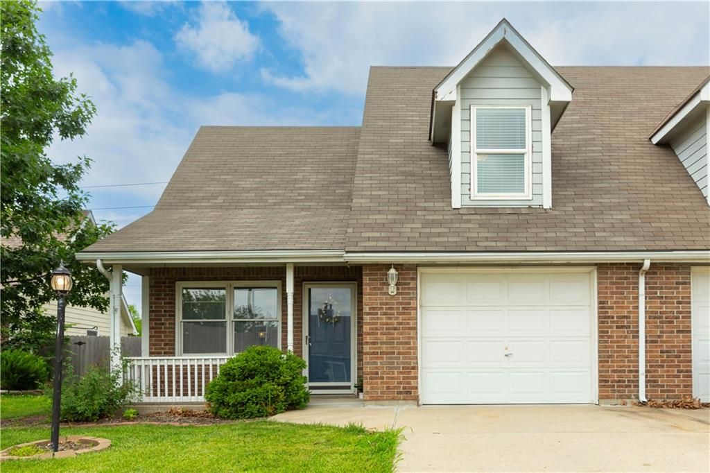 Photo of 1421 Ash Court, Eudora, KS 66025 (MLS # 2623380)