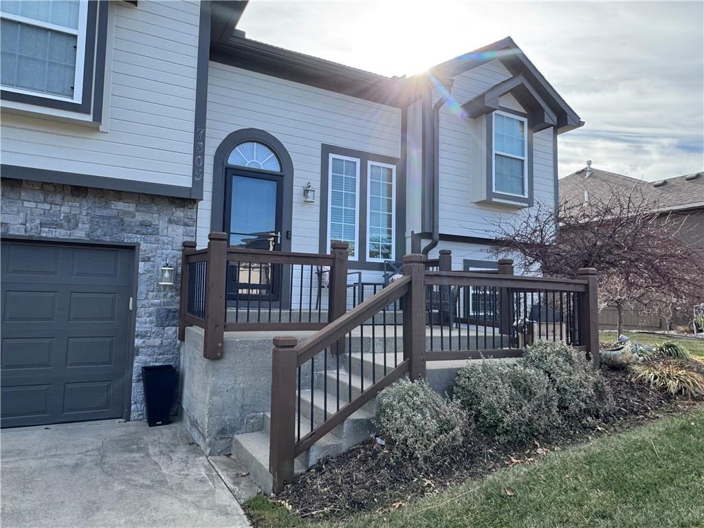 7805 NE 111th Street