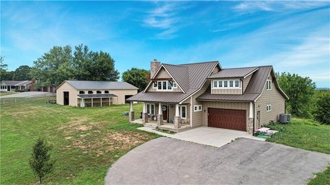 32306 E Stony Point School Road Grain Valley MO 64029