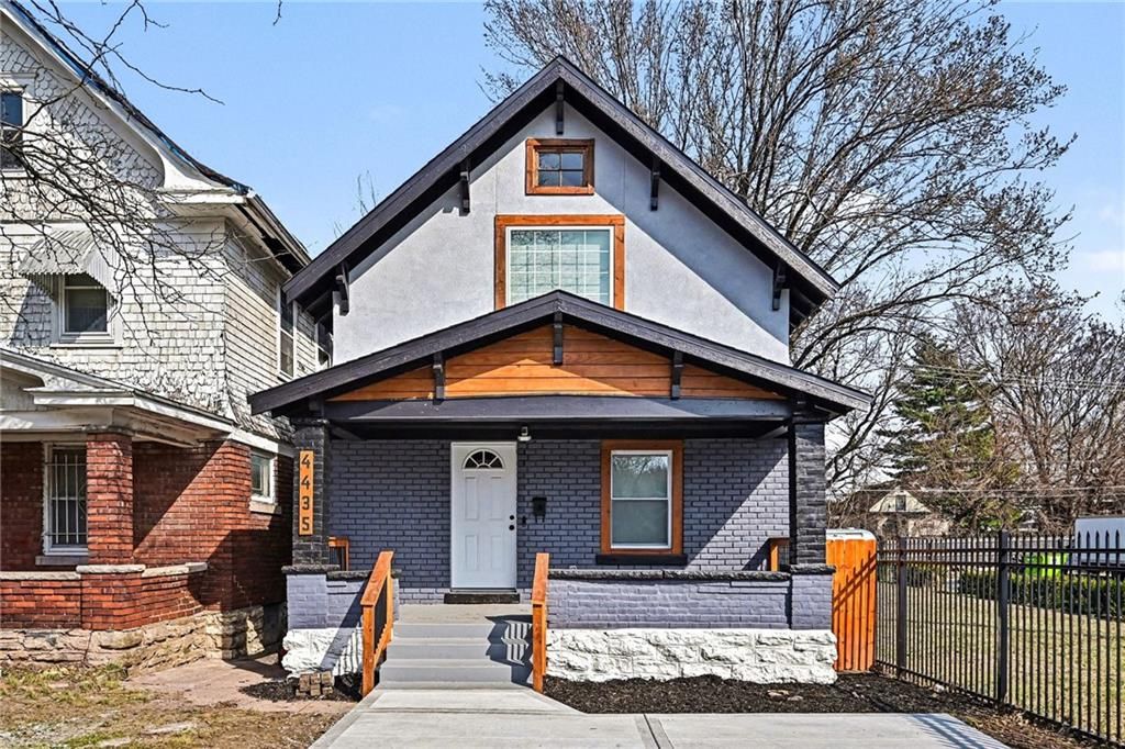 Photo of 4435 Troost Avenue, Kansas City, MO 64110 (MLS # 2607695)