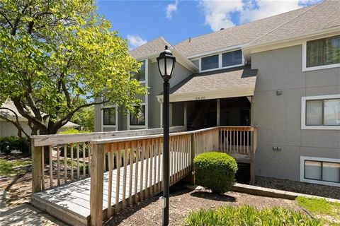 5870 Park Street Unit 9, Shawnee, KS 66216 - #: 2538216