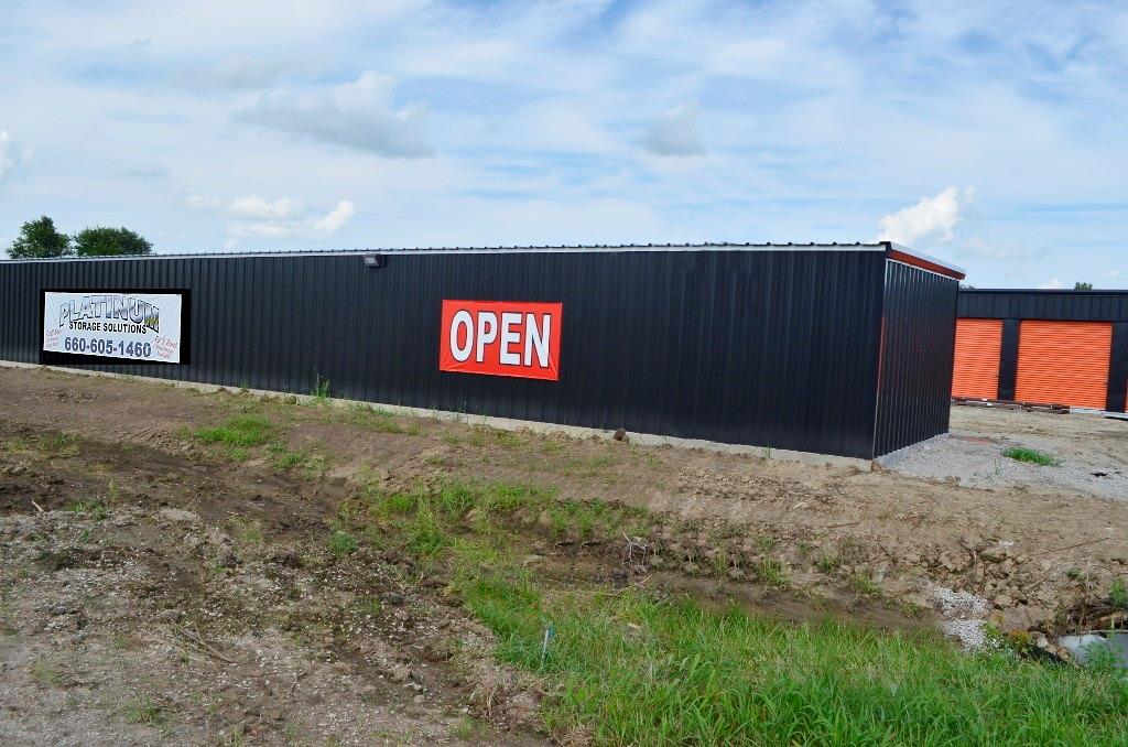 801 N 169 Highway