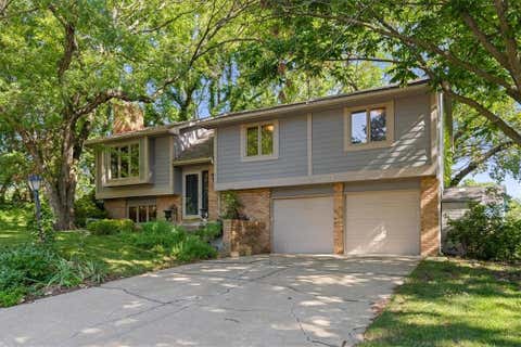 Photo of 1109 Jana Court, Lawrence, KS 66049 (MLS # 2632861)