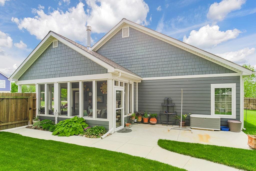 1733 S Chestnut Street