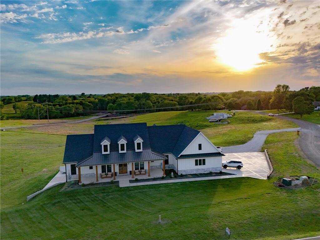 St Joseph, Missouri, 64507, United States, 5 Bedrooms Bedrooms, ,5 BathroomsBathrooms,Residential,Active,2007340
