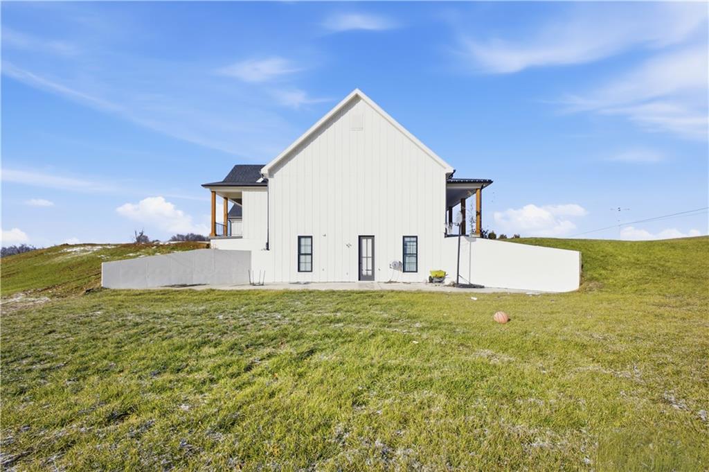 St Joseph, Missouri, 64507, United States, 5 Bedrooms Bedrooms, ,5 BathroomsBathrooms,Residential,Active,2007340