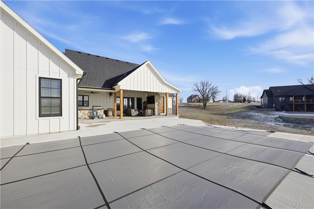 St Joseph, Missouri, 64507, United States, 5 Bedrooms Bedrooms, ,5 BathroomsBathrooms,Residential,Active,2007340