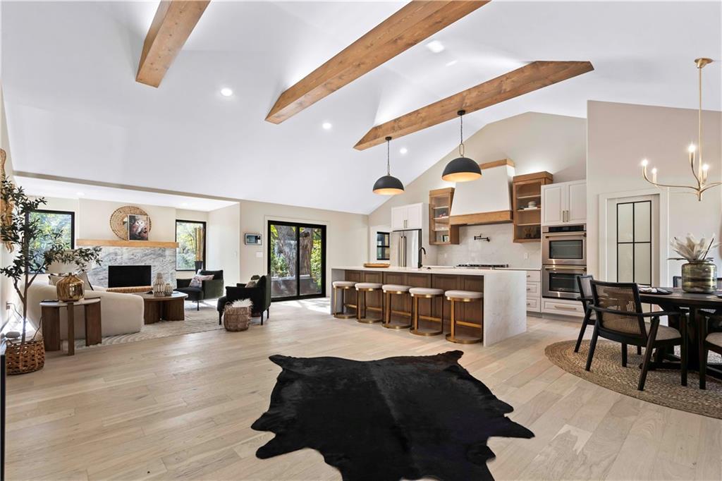 2019 W 81 st Terrace