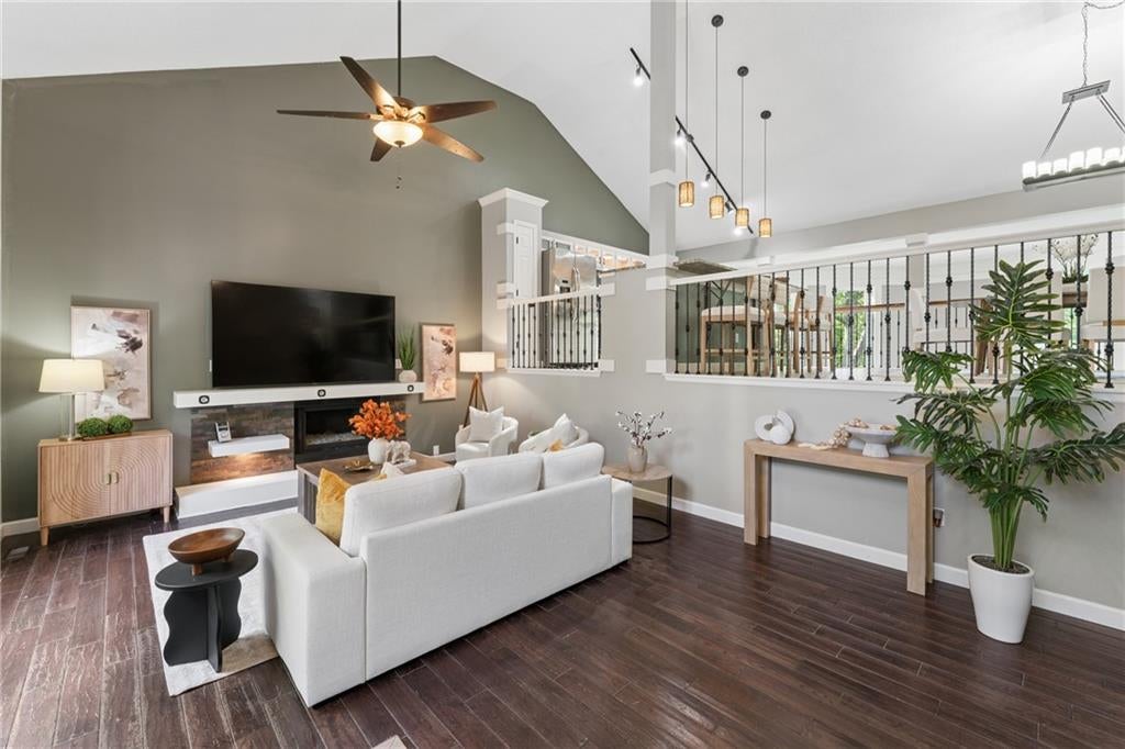 11101 NW 55th Street