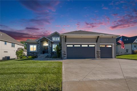 14814 Thousand Oaks Place Parkville MO 64152