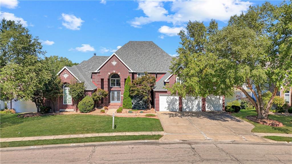 1227 Pembrooke Drive