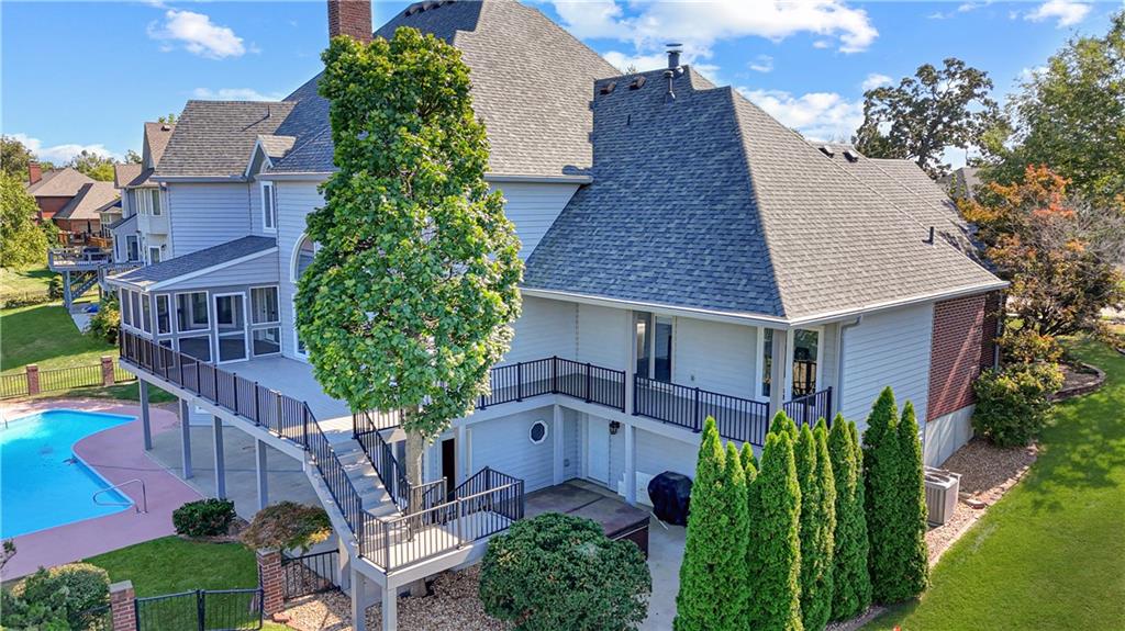 1227 Pembrooke Drive
