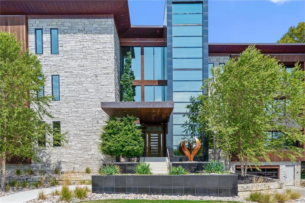 9445 Rosewood Drive 2A