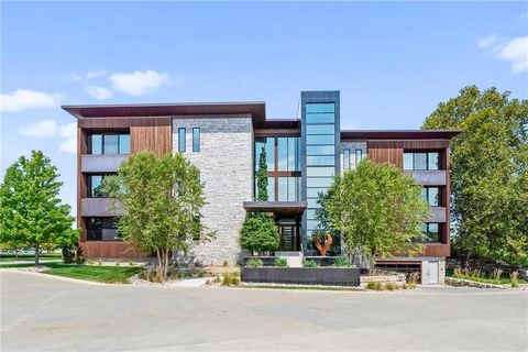 9445 Rosewood Drive 2A Prairie Village KS 66207