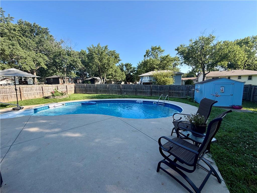 417 SW PARKWOOD Drive