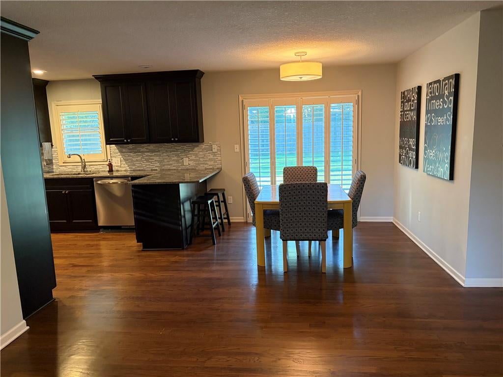 2230 W 71st Street