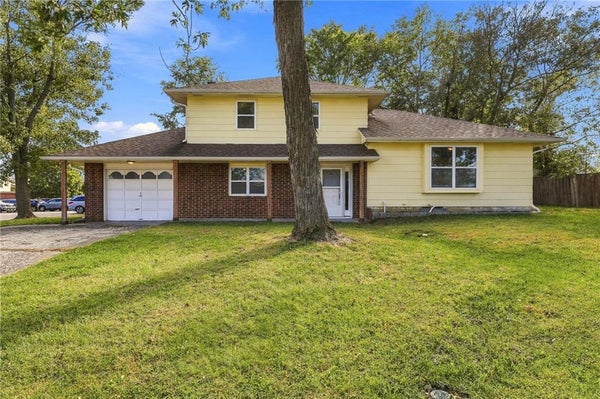 311 E WASHINGTON ST, GARDNER, KS 66030 - Image 9c6db3df496cf182ca050d30e49b7b50/3901523109