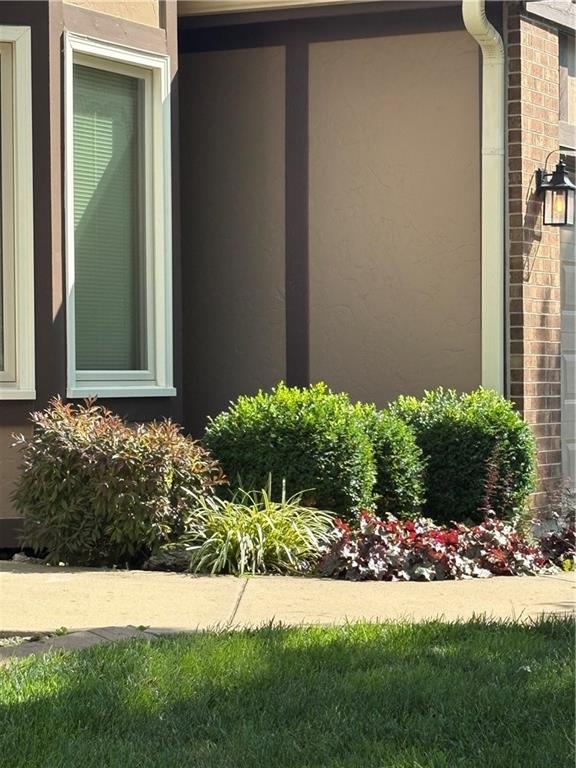 2010 Hidden Valley Drive