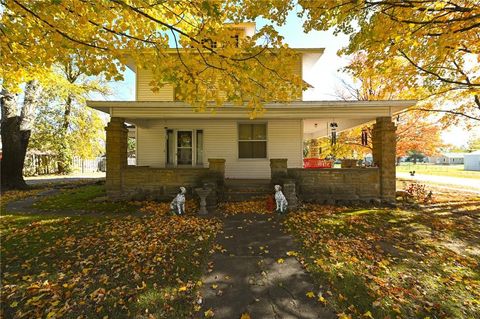 909 S Main Street, El Dorado Springs, MO 64744 - #: 2601816