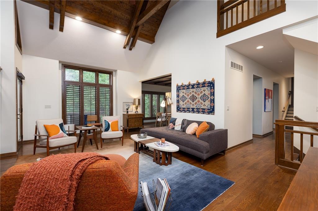 10522 River Hills Drive