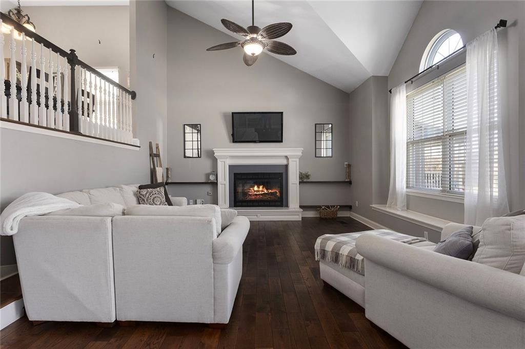 Photo of 1337 SE 12th Terrace, Lees Summit, MO 64081 (MLS # 2608302)