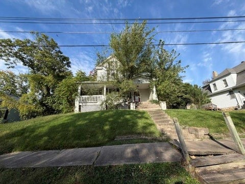 Photo of 116 Cliff Drive, Excelsior Springs, MO 64024 (MLS # 2646693)