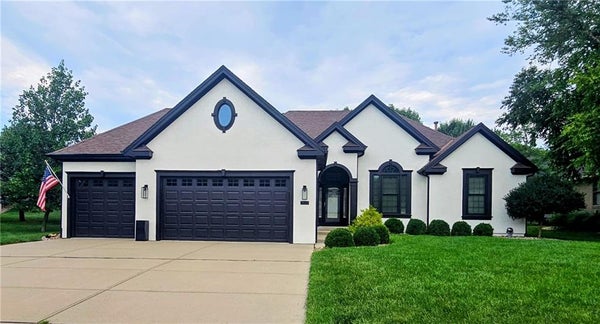 2608 NW 79TH TER, KANSAS CITY, MO 64151 - Image 9cda30c5e5ce2c1ddaac018a1baa5cd5/1109906692