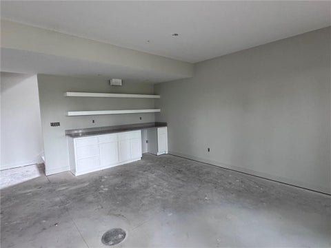 Tiny photo for 1945 Longview Drive, Liberty, MO 64068 (MLS # 2624940)