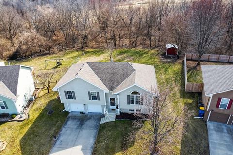 901 NE 194th Terrace Smithville MO 64089