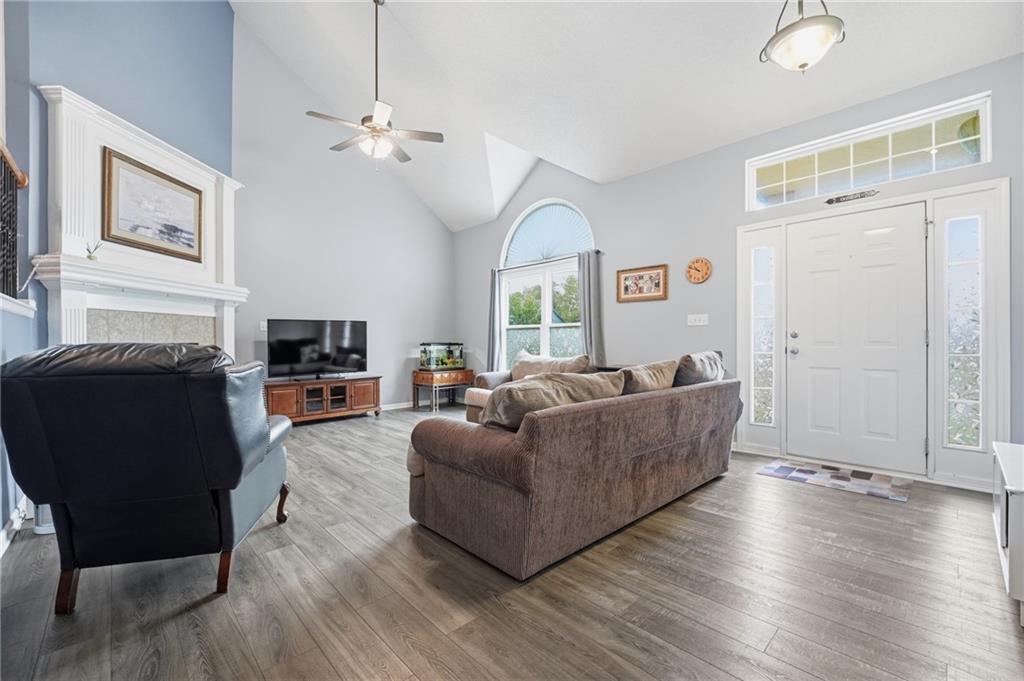 2252 SW Morris Drive