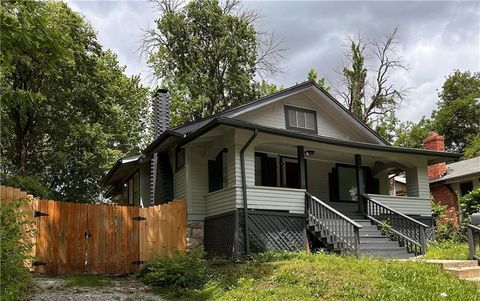 9400 E 17th Street S, Independence, MO 64052 - #: 2550977