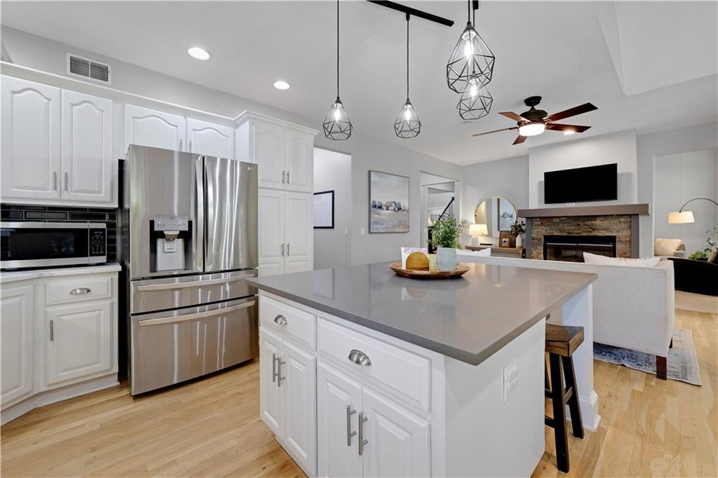 202 Shoreline Drive