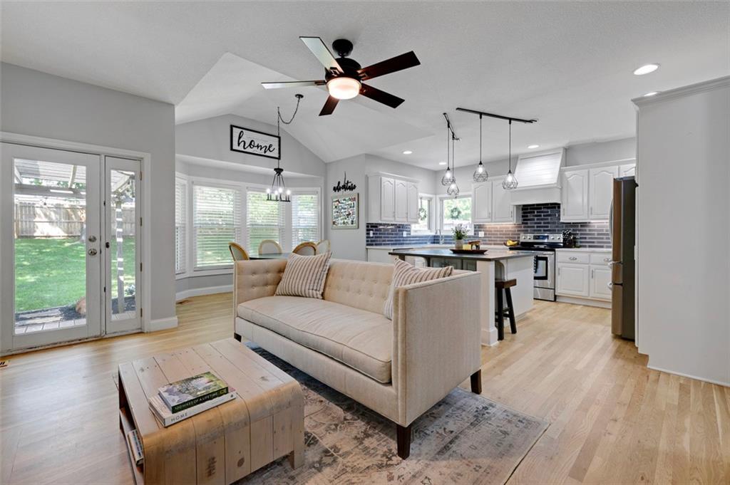 202 Shoreline Drive
