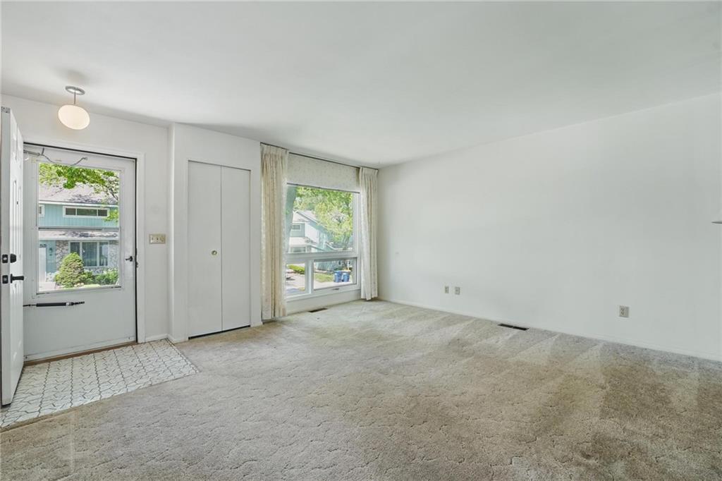 6541 W 49th Street