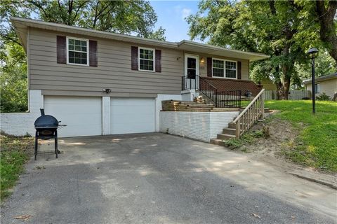 3416 N 70th Street, Kansas City, KS 66109 - #: 2500544