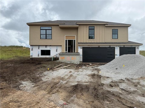 Photo of 2129 Deerfield Terrace, Liberty, MO 64068 (MLS # 2643442)