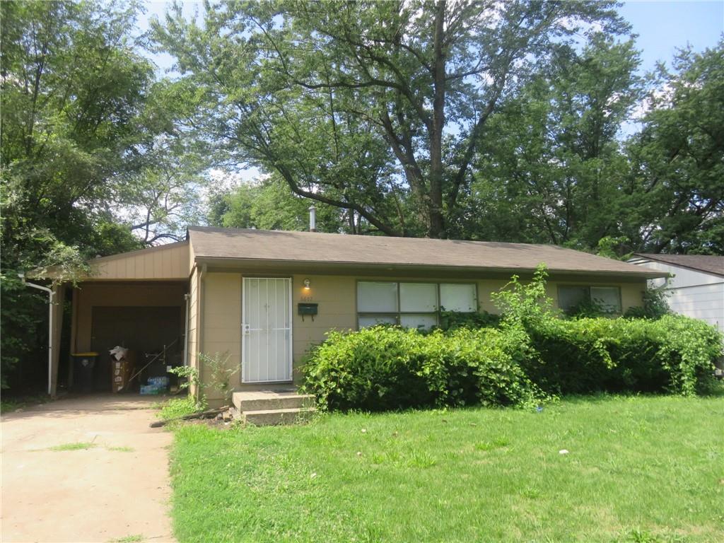 Kansas City, Missouri 64134, United States, 3 Bedrooms Bedrooms, ,1 BathroomBathrooms,Residential,Pending,185983