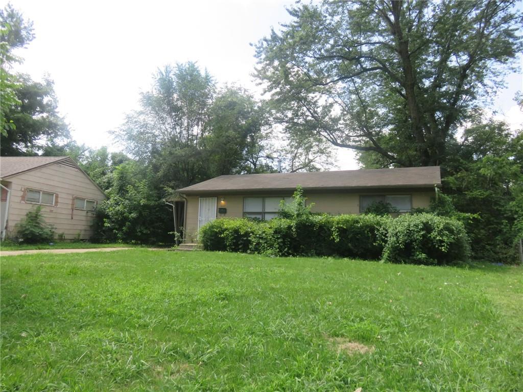 Kansas City, Missouri 64134, United States, 3 Bedrooms Bedrooms, ,1 BathroomBathrooms,Residential,Pending,185983