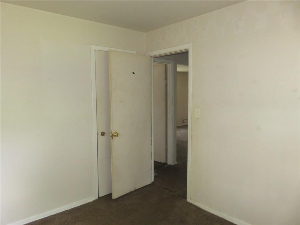 Kansas City, Missouri 64134, United States, 3 Bedrooms Bedrooms, ,1 BathroomBathrooms,Residential,Pending,185983