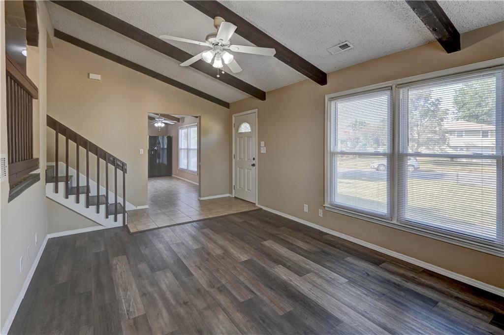 Lee's Summit, Missouri 64081, United States, 4 Bedrooms Bedrooms, ,3 BathroomsBathrooms,Residential,Pending,209951