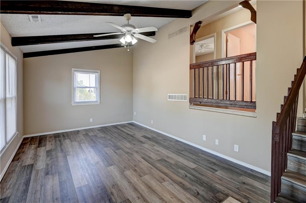 Lee's Summit, Missouri 64081, United States, 4 Bedrooms Bedrooms, ,3 BathroomsBathrooms,Residential,Pending,209951