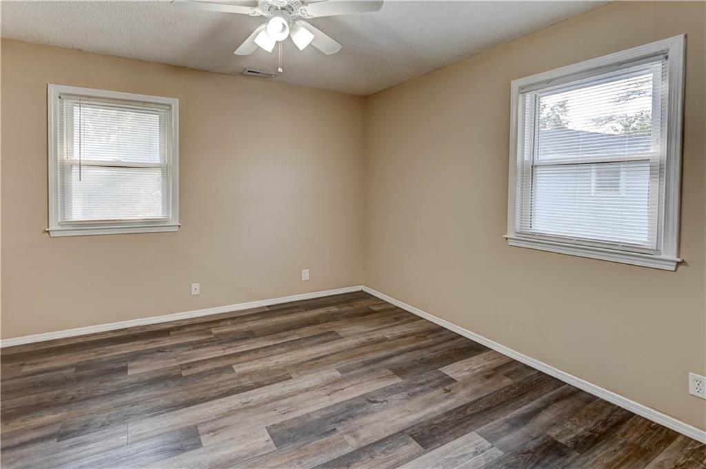 Lee's Summit, Missouri 64081, United States, 4 Bedrooms Bedrooms, ,3 BathroomsBathrooms,Residential,Pending,209951