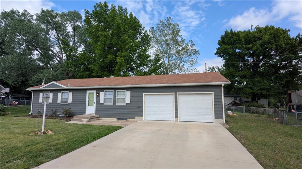 3622 SE Pinecrest Court SE