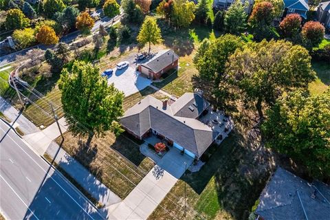 15590 Antioch Road Overland Park KS 66221