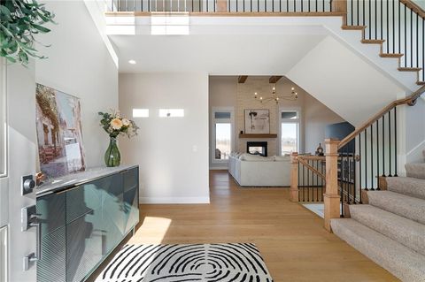 Photo of 17929 Manor Street, Overland Park, KS 66085 (MLS # 2608049)
