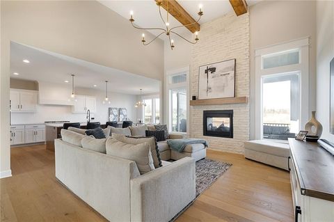 Photo of 17929 Manor Street, Overland Park, KS 66085 (MLS # 2608049)