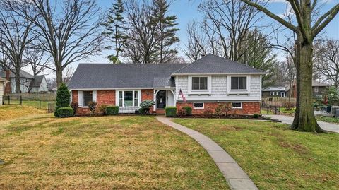 4411 W 93rd Terrace Prairie Village KS 66207