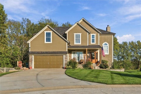 Photo of 12113 Pebble Beach Drive, Kansas City, KS 66019 (MLS # 2647940)