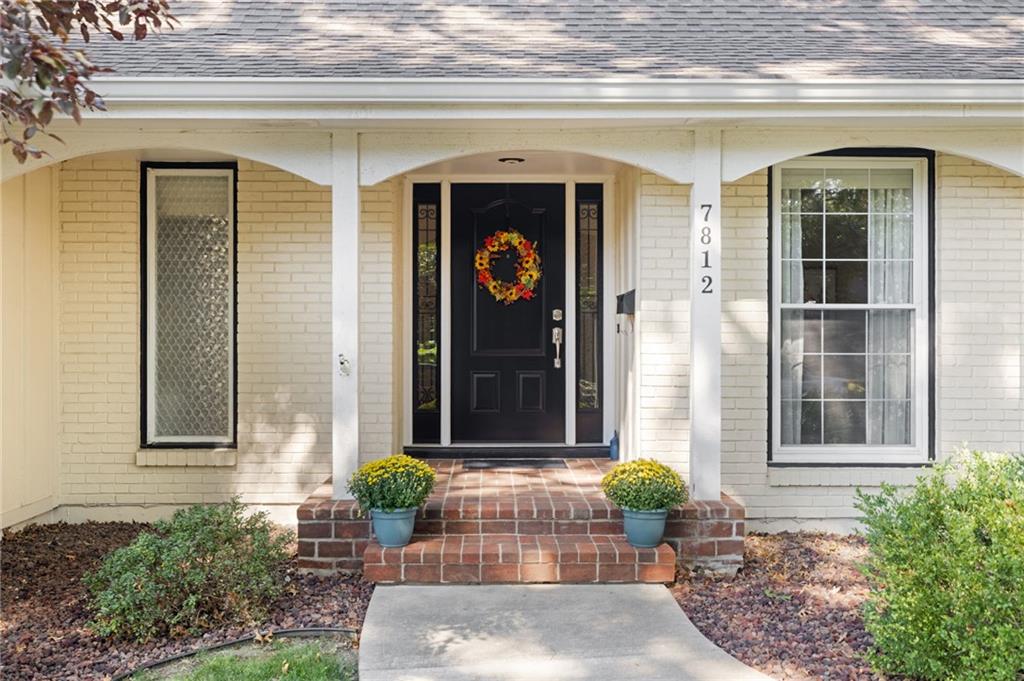 7812 W 100th Terrace